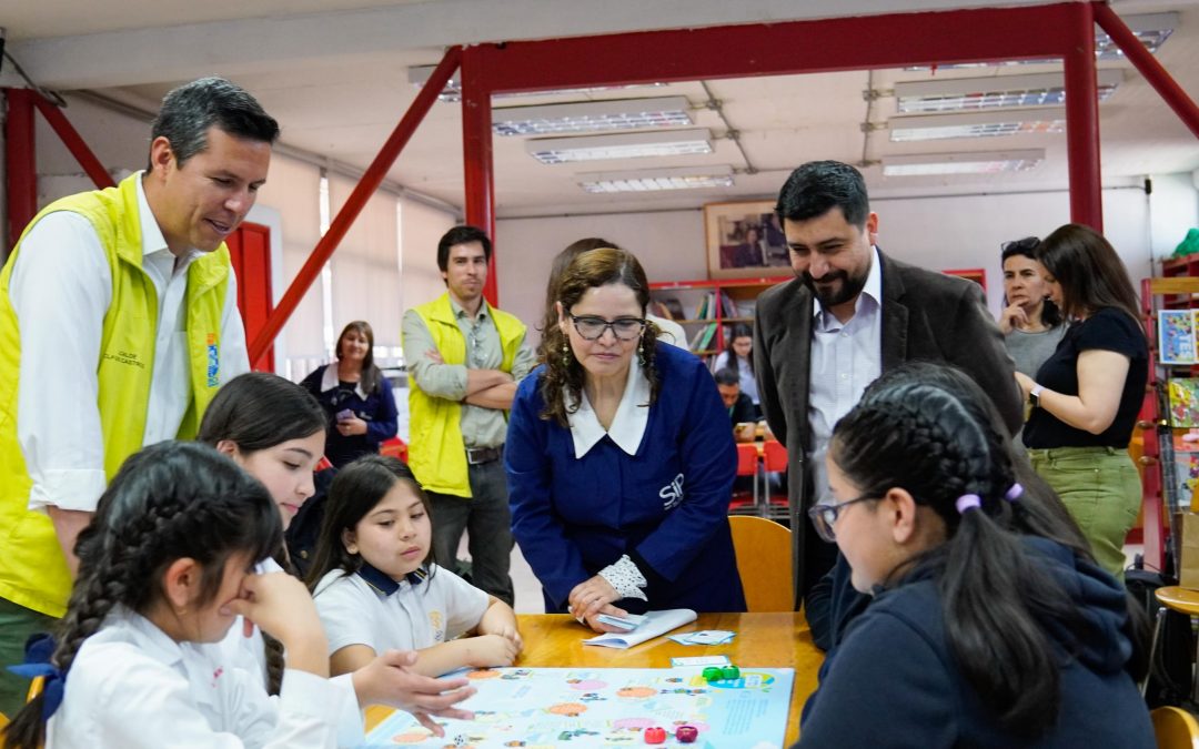 Estudiantes del colegio Jorge Alessandri dicen “Alto al Calentamiento Global” con innovador juego educativo de Japón